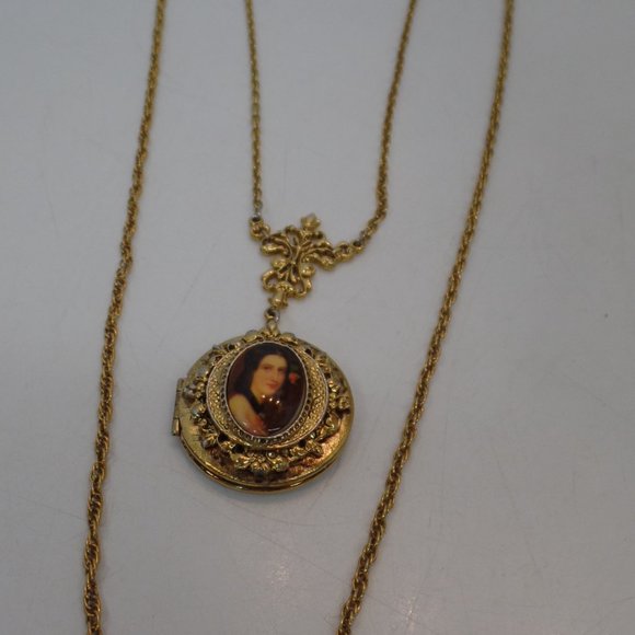 Unbranded  Goldtone Multi Strand (2) Necklace with Locket With Lady Portrait 20" - Picture 4 of 13